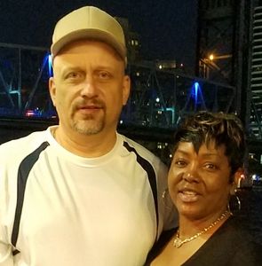 Meet your Posher, Earlon